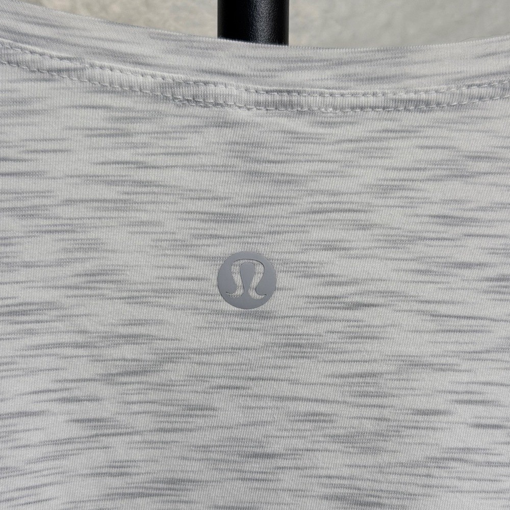 Lululemon 'Emerald' Long Sleeve Workout Shirt in 3 Color Space Dye - Picture 5 of 9